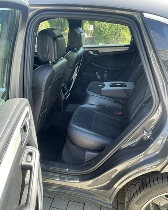 Porsche Macan cena 129800 przebieg: 150000, rok produkcji 2014 z Biała małe 704